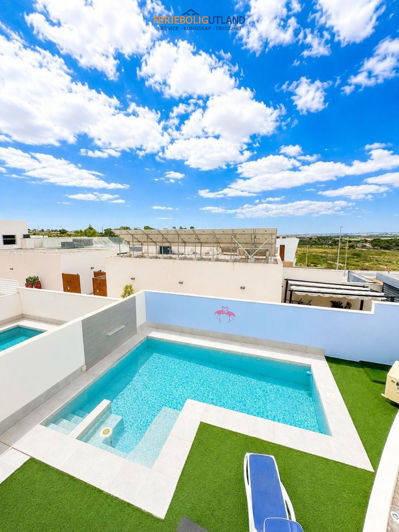 Image No.20-Villa de 4 chambres à vendre à Alicante