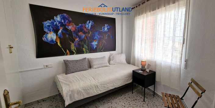 Image No.20-2 Bed Apartment for sale