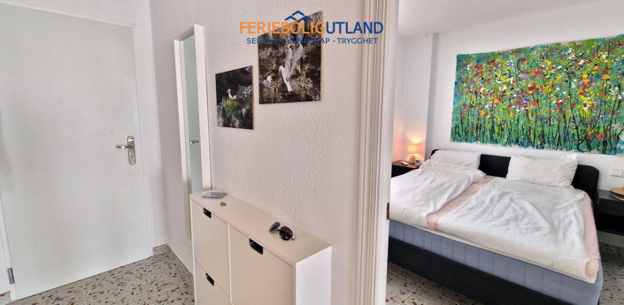 Image No.25-2 Bed Apartment for sale