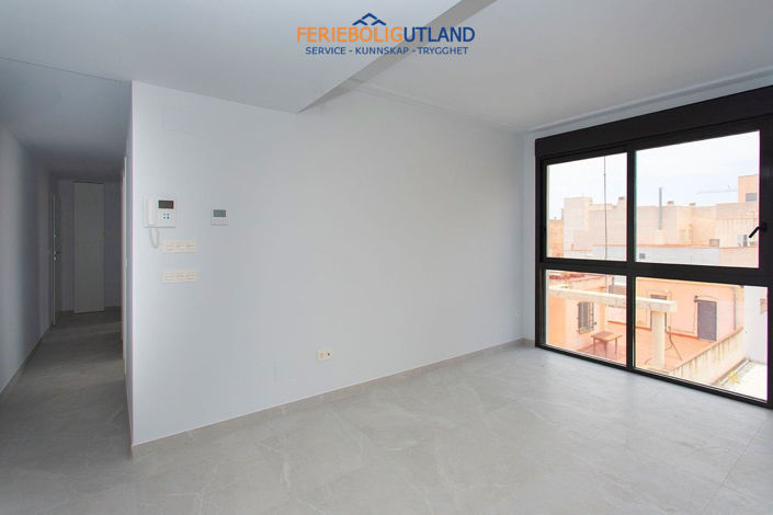Image No.14-2 Bed Apartment for sale