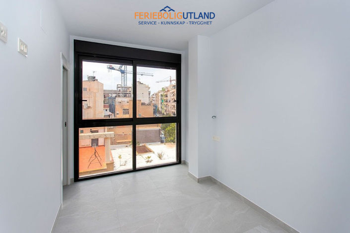 Image No.15-2 Bed Apartment for sale