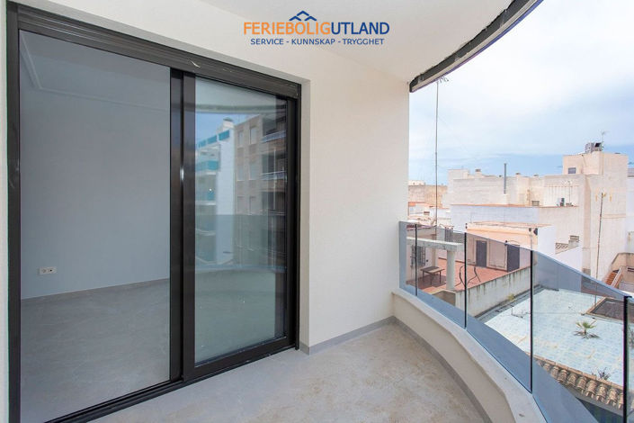 Image No.9-2 Bed Apartment for sale