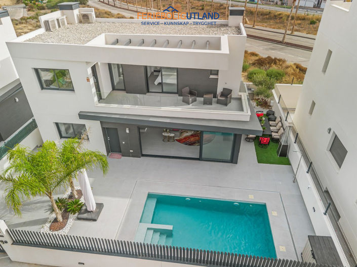Image No.24-4 Bed Villa for sale