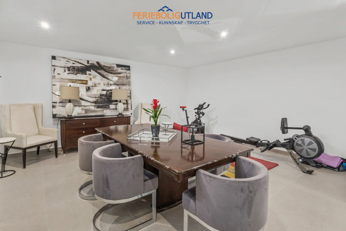 Image No.8-4 Bed Villa for sale