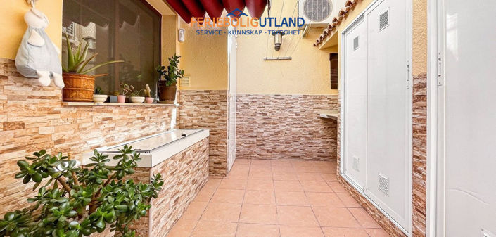 Image No.10-3 Bed Townhouse for sale