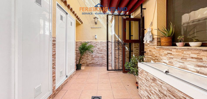 Image No.11-3 Bed Townhouse for sale