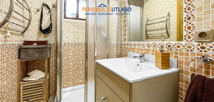 Image No.22-3 Bed Townhouse for sale