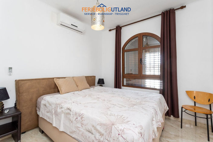 Image No.18-4 Bed Villa for sale
