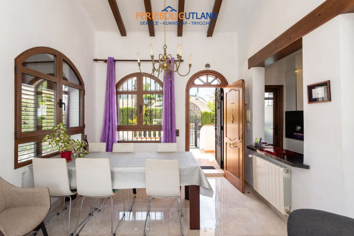 Image No.23-4 Bed Villa for sale