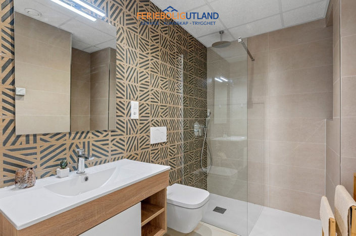 Image No.16-3 Bed Apartment for sale