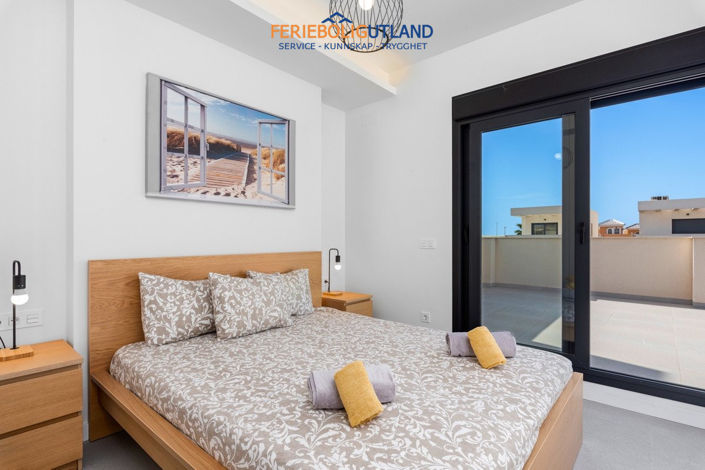Image No.19-3 Bed Villa for sale