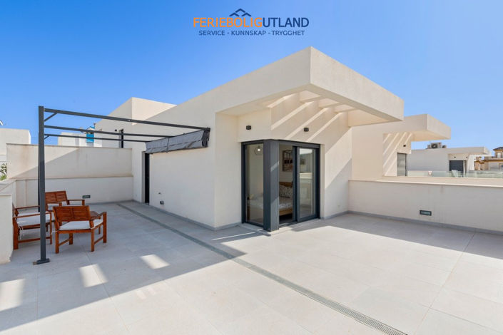 Image No.25-3 Bed Villa for sale