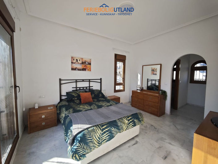 Image No.9-4 Bed Villa for sale