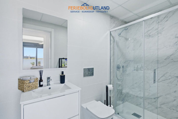 Image No.25-3 Bed Apartment for sale