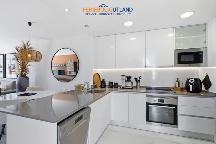 Image No.32-3 Bed Apartment for sale