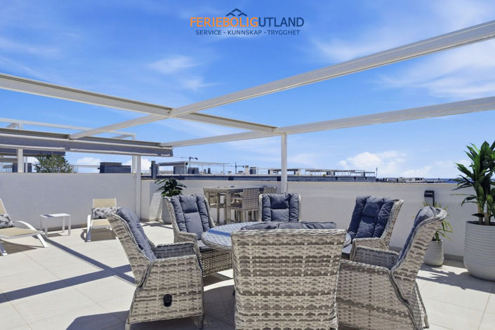 Image No.38-3 Bed Apartment for sale