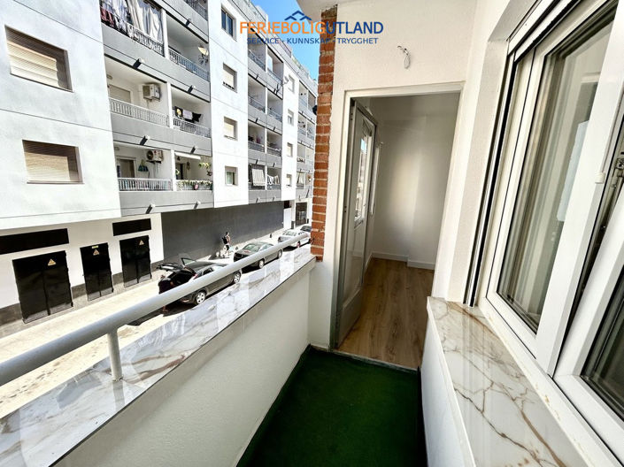 Image No.18-3 Bed Apartment for sale