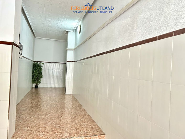 Image No.21-3 Bed Apartment for sale