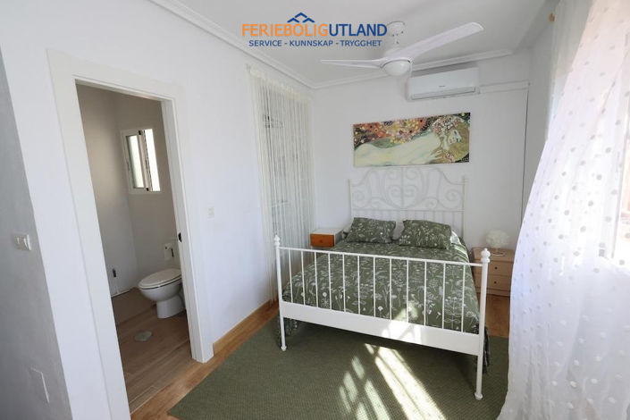 Image No.15-3 Bed Apartment for sale