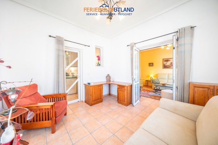 Image No.12-3 Bed Villa for sale