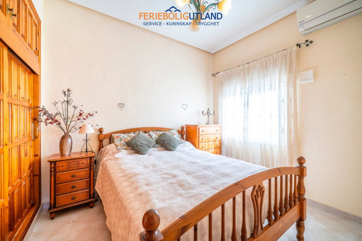 Image No.14-3 Bed Villa for sale
