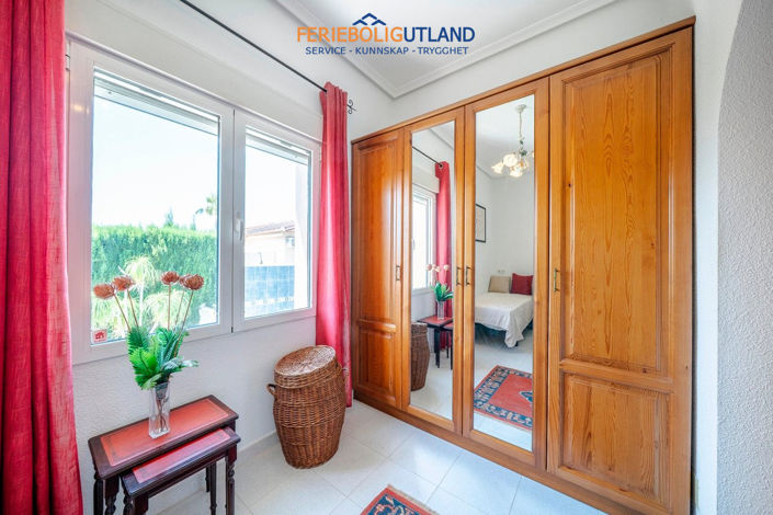 Image No.21-3 Bed Villa for sale