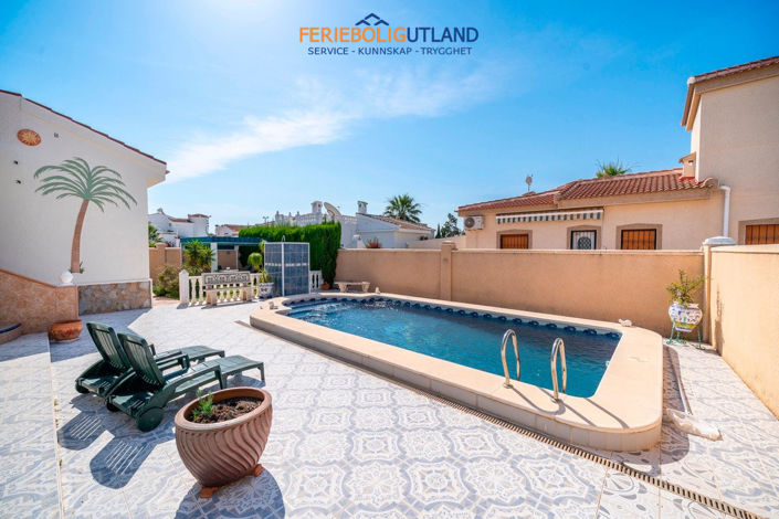 Image No.25-3 Bed Villa for sale