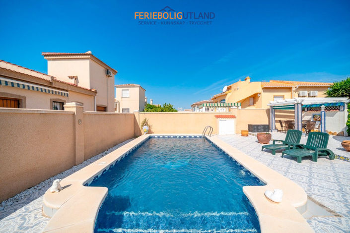 Image No.26-3 Bed Villa for sale