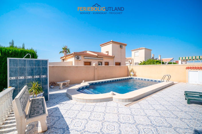 Image No.28-3 Bed Villa for sale