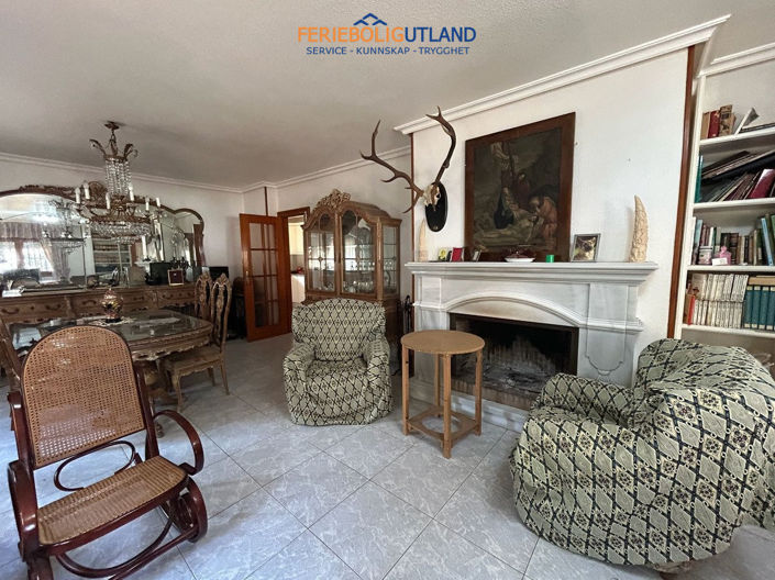 Image No.23-6 Bed Villa for sale