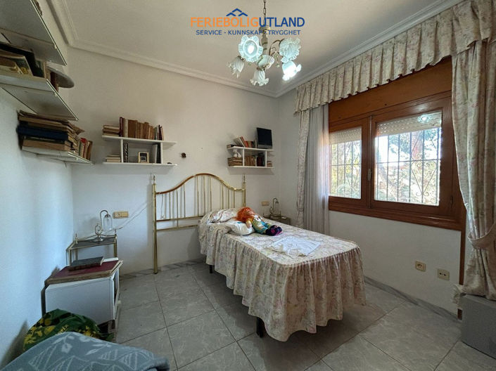 Image No.32-6 Bed Villa for sale