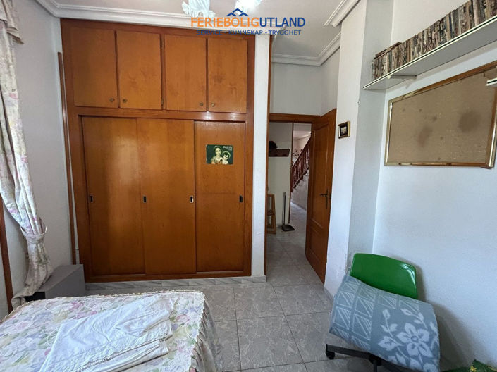 Image No.40-6 Bed Villa for sale