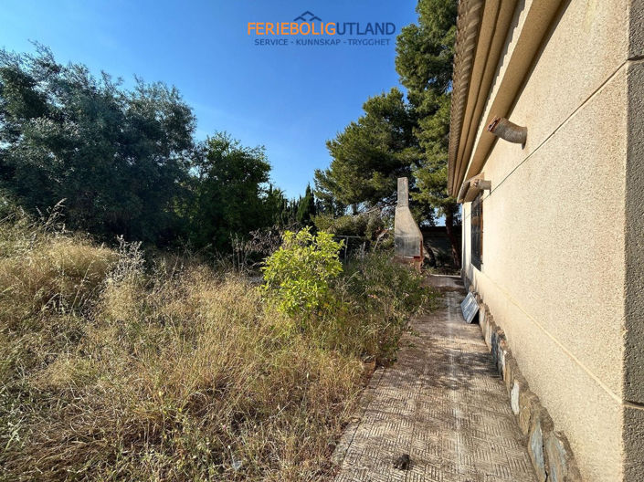 Image No.48-6 Bed Villa for sale