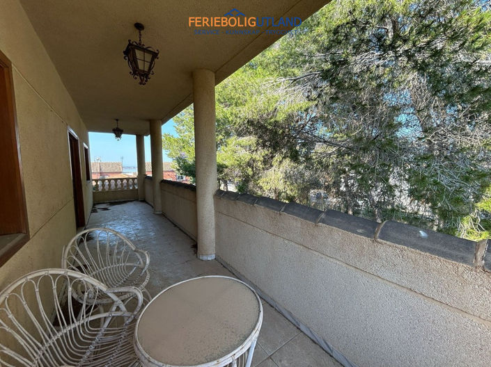 Image No.5-6 Bed Villa for sale