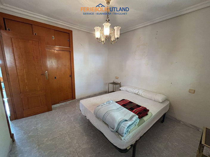 Image No.9-6 Bed Villa for sale