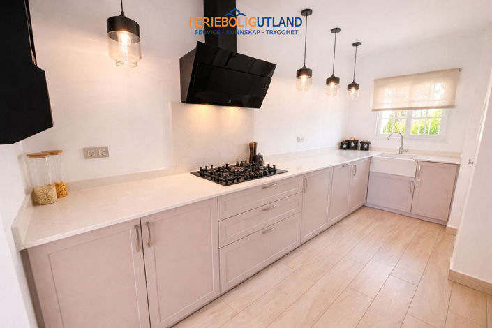 Image No.5-3 Bed Villa for sale