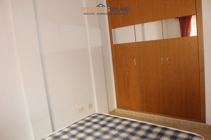 Image No.18-3 Bed Townhouse for sale