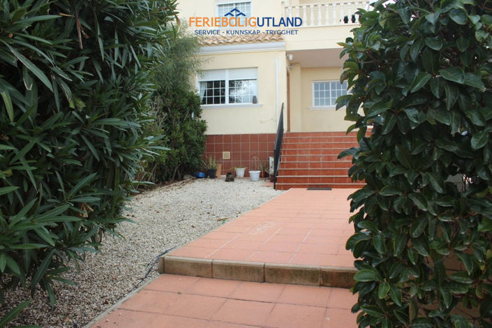 Image No.28-3 Bed Townhouse for sale