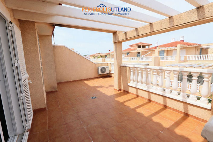 Image No.31-3 Bed Townhouse for sale