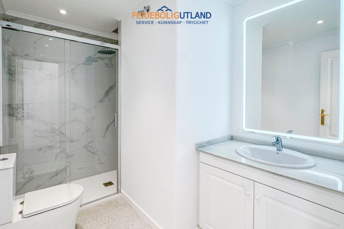 Image No.17-2 Bed Apartment for sale