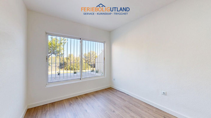 Image No.14-2 Bed Bungalow for sale
