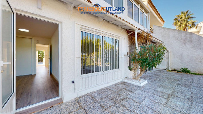 Image No.21-2 Bed Bungalow for sale