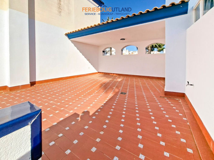 Image No.11-2 Bed Townhouse for sale