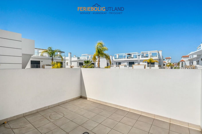 Image No.35-3 Bed Villa for sale