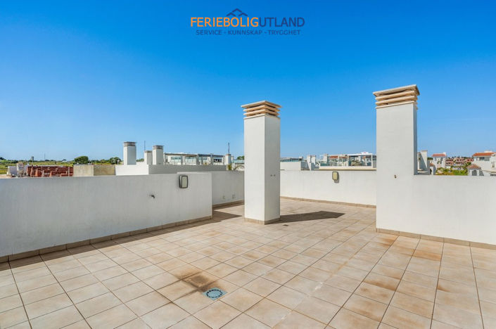 Image No.37-3 Bed Villa for sale