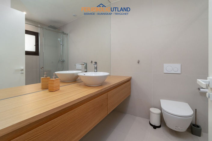 Image No.16-2 Bed Apartment for sale