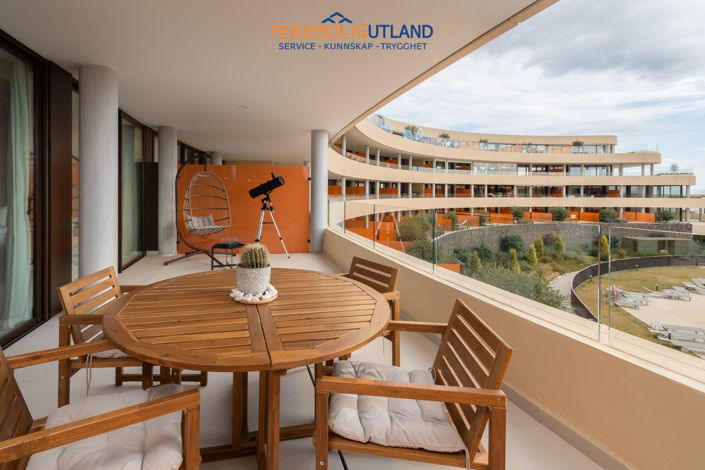 Image No.19-2 Bed Apartment for sale