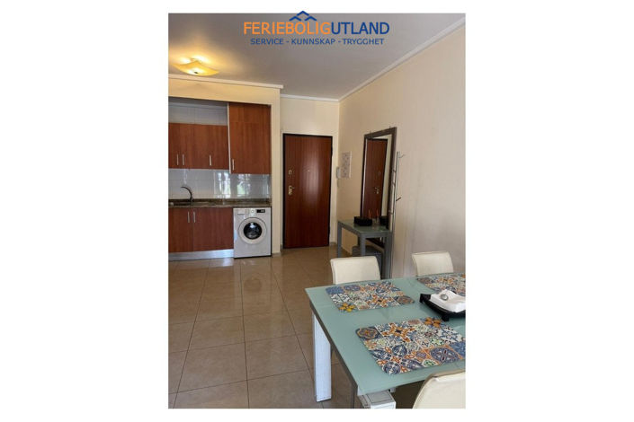 Image No.8-2 Bed Apartment for sale