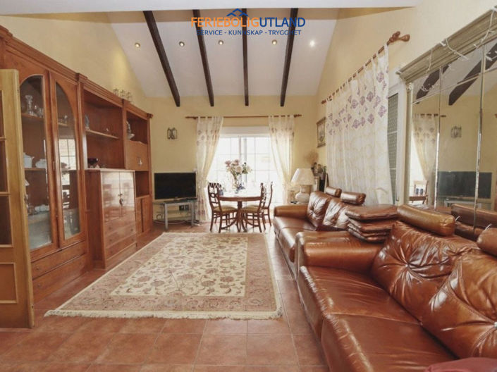Image No.27-4 Bed Villa for sale