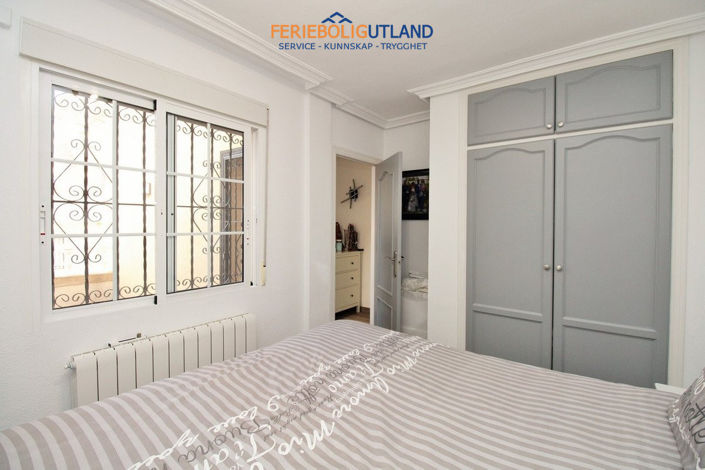 Image No.22-2 Bed Townhouse for sale
